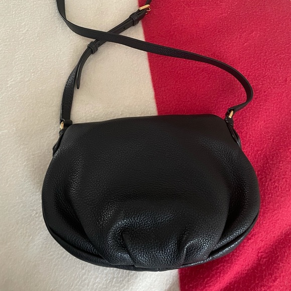 SOLD!!!Marc Jacobs black leather purse. - Picture 2 of 3